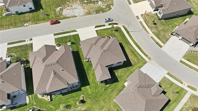 4225 NE Overbrook Drive, Lee's Summit, MO 64064