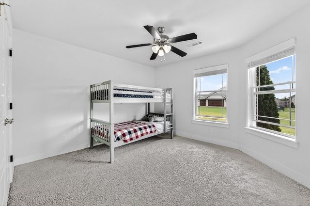 1131 Spring Hollow Road, Bentonville, AR 72713