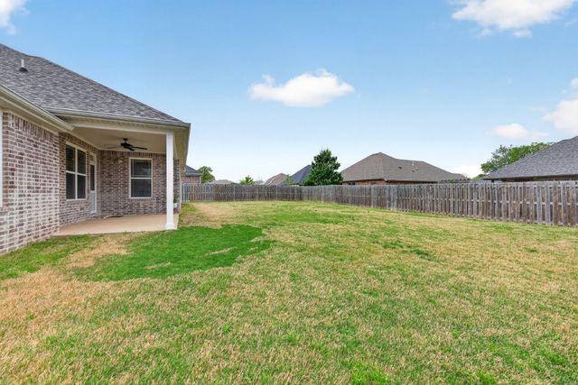 1131 Spring Hollow Road, Bentonville, AR 72713