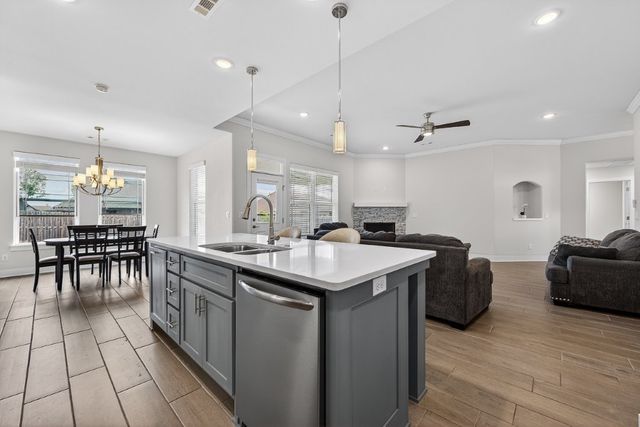 1131 Spring Hollow Road, Bentonville, AR 72713