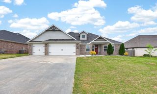 1131 Spring Hollow Road, Bentonville, AR 72713