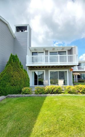1359 Lake Shore Drive, Brooklyn, MI 49230
