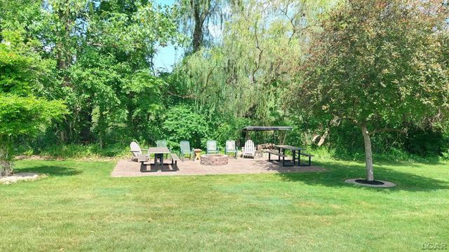 1359 Lake Shore Drive, Brooklyn, MI 49230
