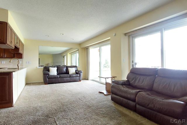1359 Lake Shore Drive, Brooklyn, MI 49230