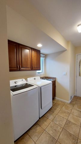 1359 Lake Shore Drive, Brooklyn, MI 49230