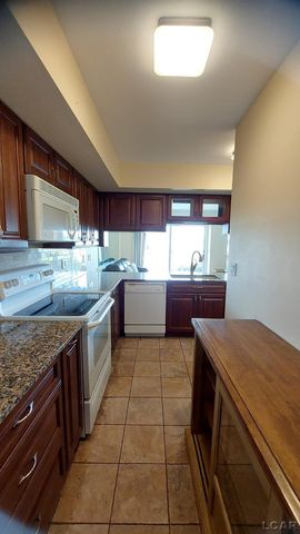 1359 Lake Shore Drive, Brooklyn, MI 49230