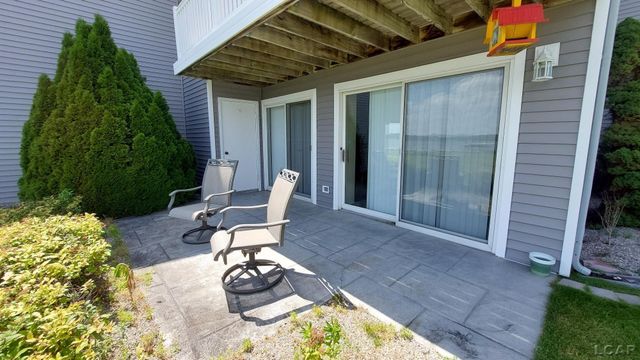1359 Lake Shore Drive, Brooklyn, MI 49230