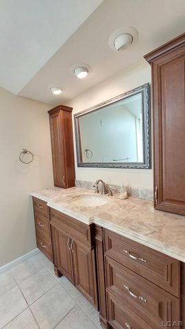 1359 Lake Shore Drive, Brooklyn, MI 49230