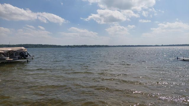 1359 Lake Shore Drive, Brooklyn, MI 49230