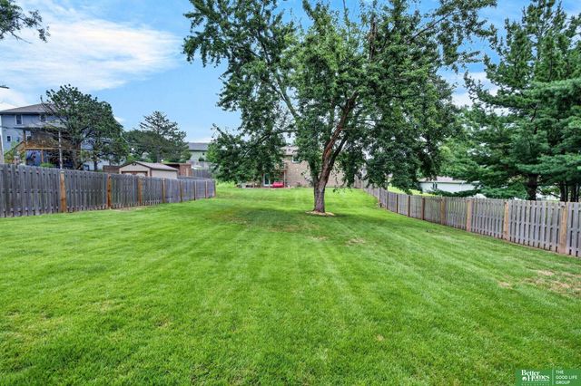 2610 N 138 Street, Omaha, NE 68164