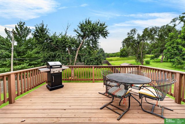2610 N 138 Street, Omaha, NE 68164