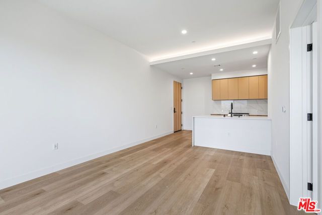 3555 Overland Avenue 613, Los Angeles, CA 90034