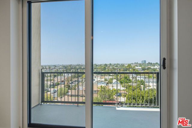 3555 Overland Avenue 613, Los Angeles, CA 90034