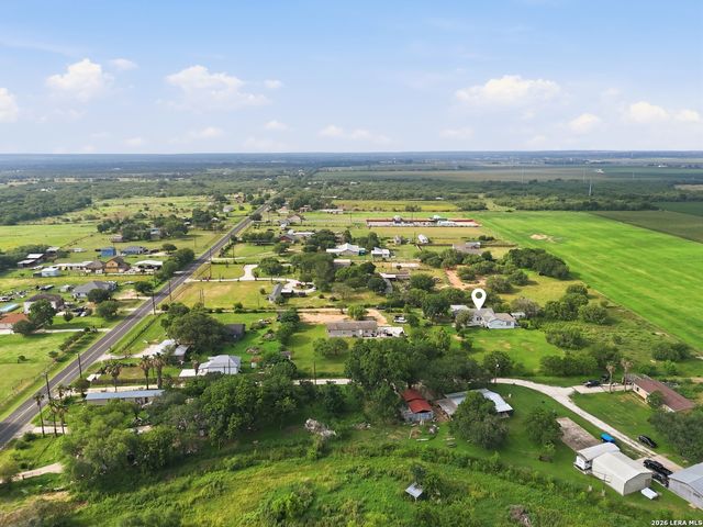 14011 Wisdom Rd, Atascosa, TX 78002