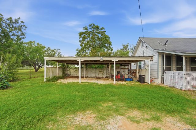 14011 Wisdom Rd, Atascosa, TX 78002