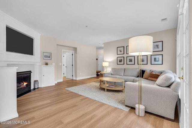 589 St Andrews Place, Manalapan, NJ 07726