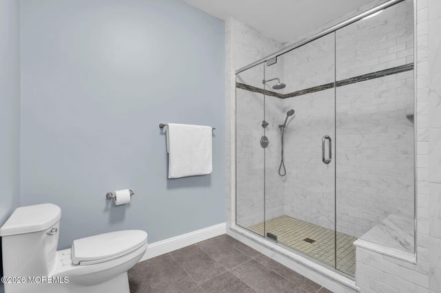589 St Andrews Place, Manalapan, NJ 07726