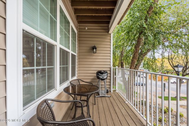 589 St Andrews Place, Manalapan, NJ 07726