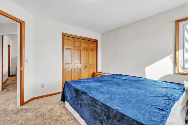 8934 Stoneridge Court, Fort Wayne, IN 46825