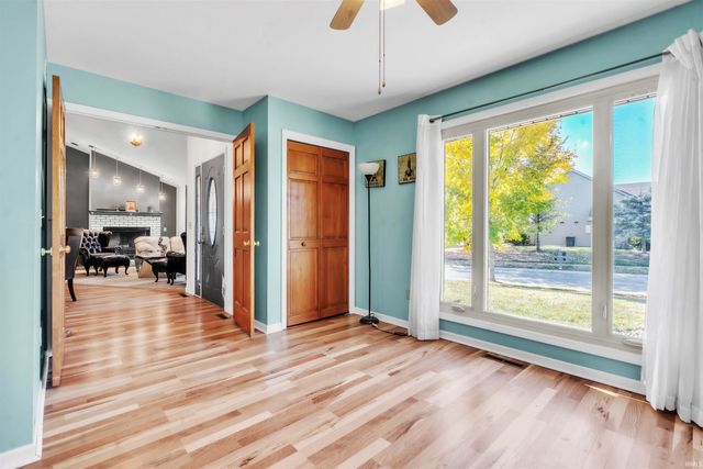 8934 Stoneridge Court, Fort Wayne, IN 46825