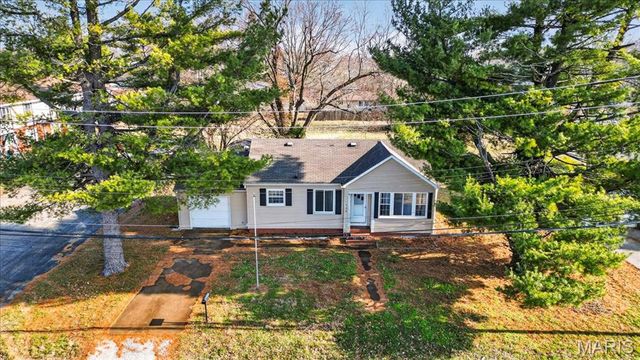 126 N 44th Street, Belleville, IL 62226