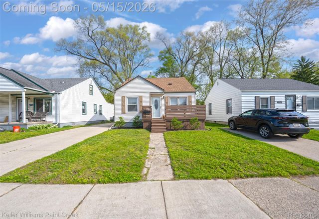 140 W Garfield Avenue, Hazel Park, MI 48030