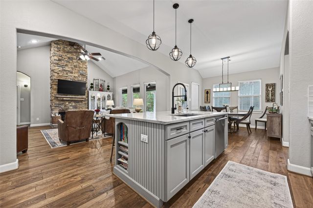 12969 Shady Woods Court, Montgomery, TX 77316