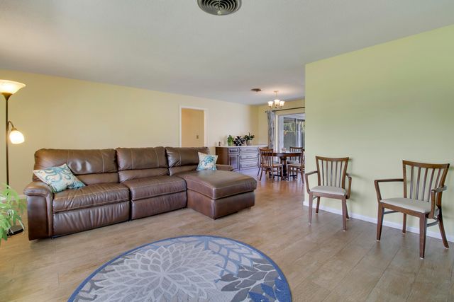 60 Camelia Circle, Tequesta, FL 33469