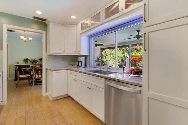 60 Camelia Circle, Tequesta, FL 33469