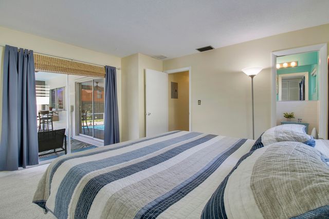 60 Camelia Circle, Tequesta, FL 33469