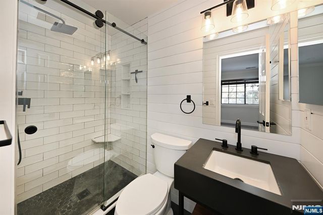 708 Thoreau Court, Mahwah, NJ 07430