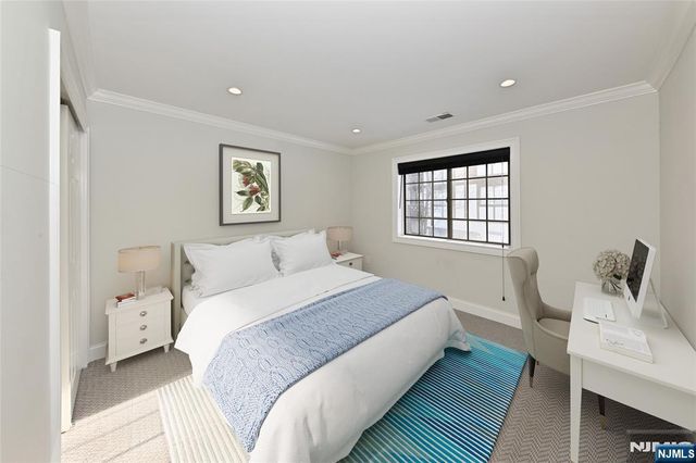 708 Thoreau Court, Mahwah, NJ 07430