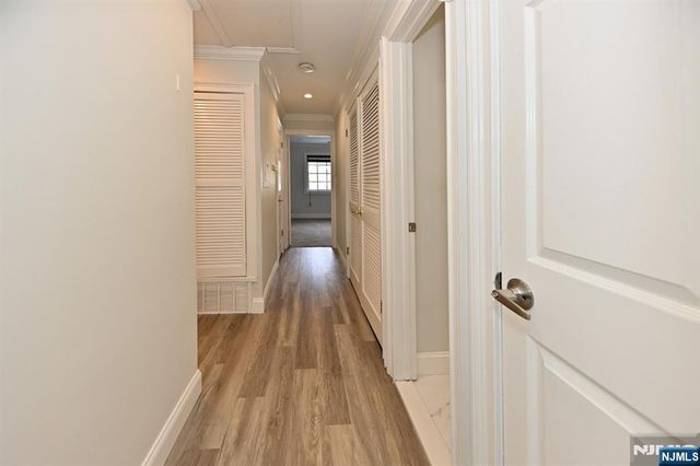 708 Thoreau Court, Mahwah, NJ 07430