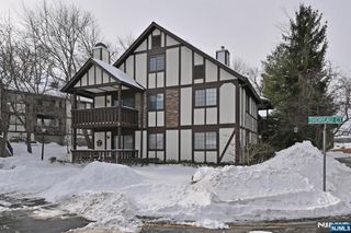 708 Thoreau Court, Mahwah, NJ 07430