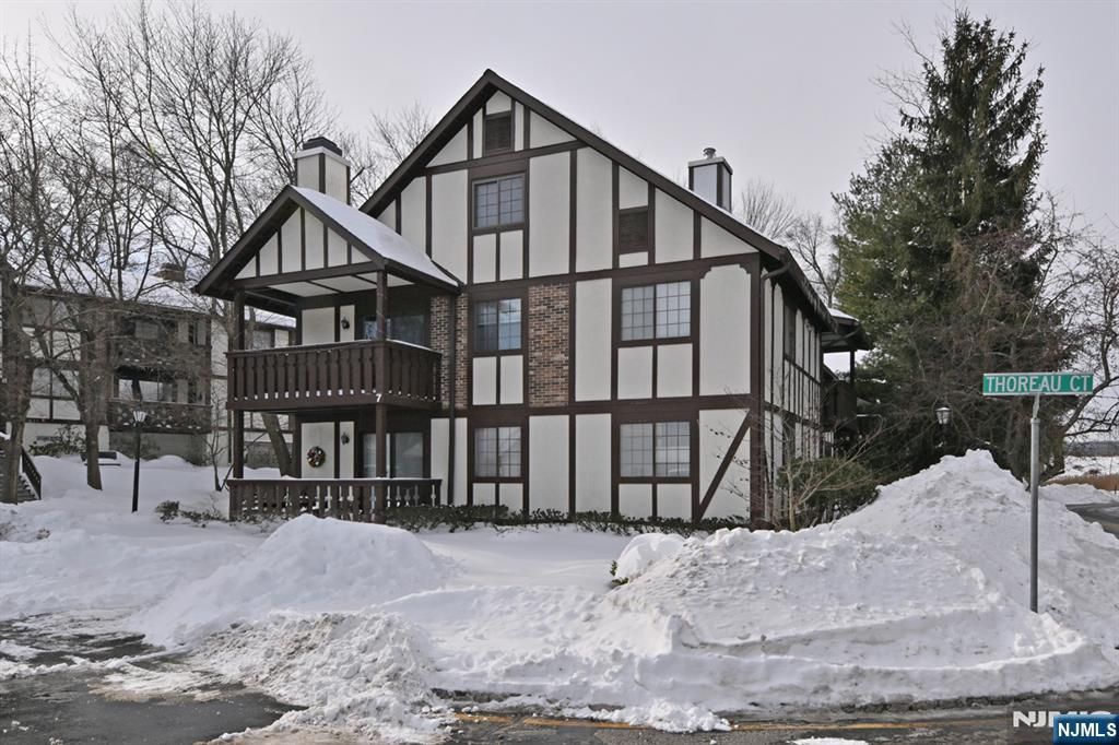 708 Thoreau Court, Mahwah, NJ 07430