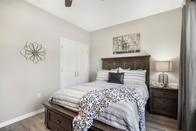 3107 S Vineyards Terrace 4, Branson, MO 65616