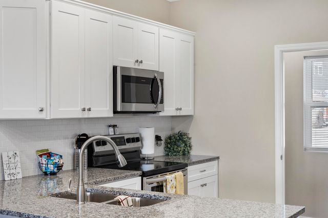 3107 S Vineyards Terrace 4, Branson, MO 65616