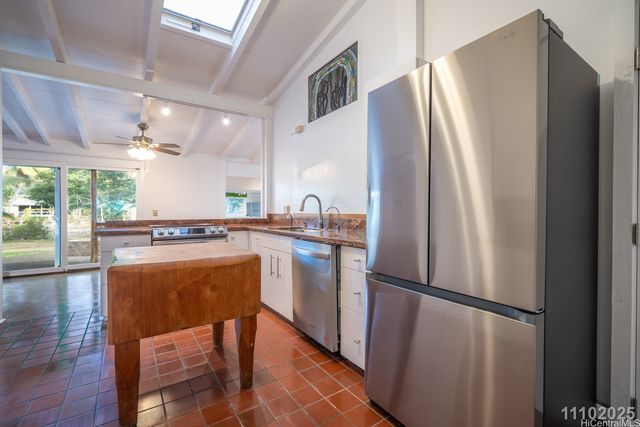 641 Paopua Loop, Kailua, HI 96734