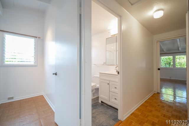 641 Paopua Loop, Kailua, HI 96734