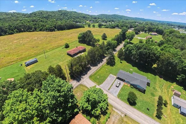 858 N Main Street, Decatur, TN 37322
