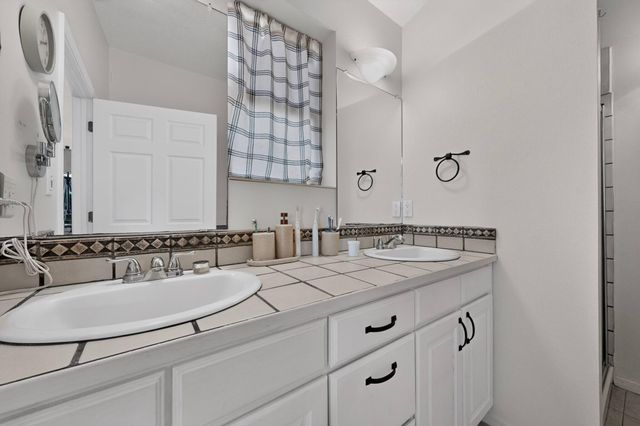 5912 Gran Quivira Road NW, Albuquerque, NM 87120