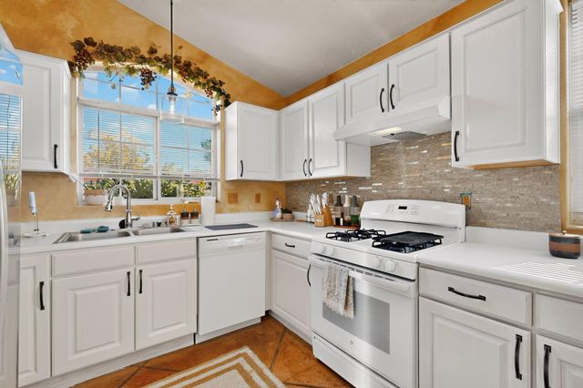 5912 Gran Quivira Road NW, Albuquerque, NM 87120
