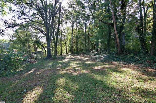 726 Saluda Dam Road, Easley, SC 29640