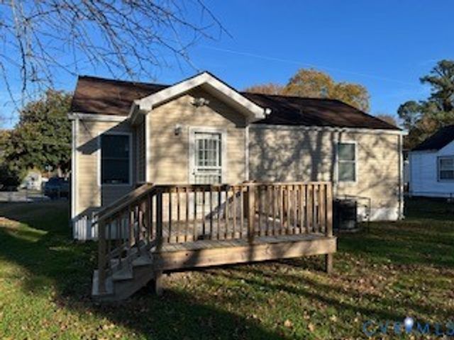 1102 7th St, Petersburg, VA 23803