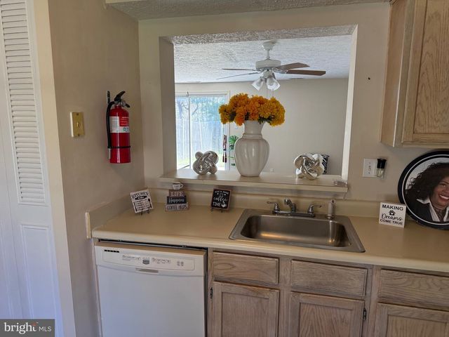 217 VISTA CT, Sicklerville, NJ 08081