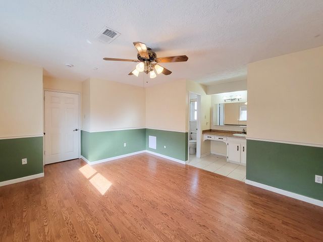 1610 Maryon Street, Baytown, TX 77523