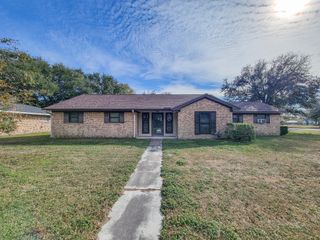 1610 Maryon Street, Baytown, TX 77523