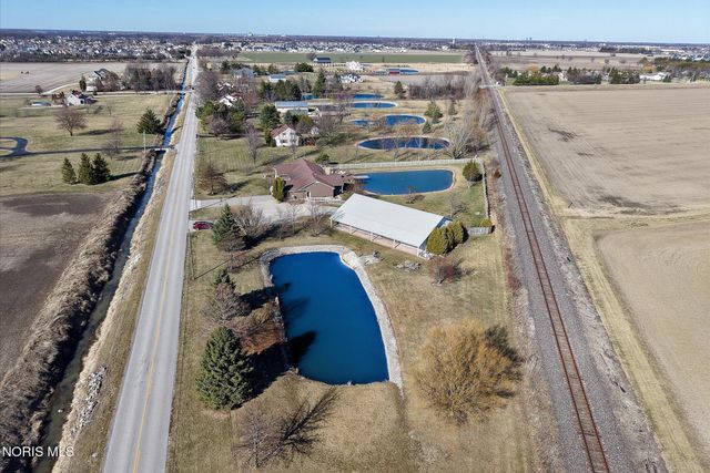 24340 Hull Prairie Road, Perrysburg, OH 43551