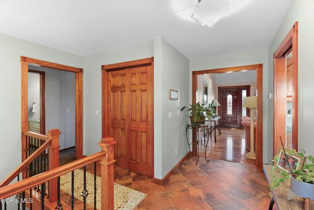 24340 Hull Prairie Road, Perrysburg, OH 43551