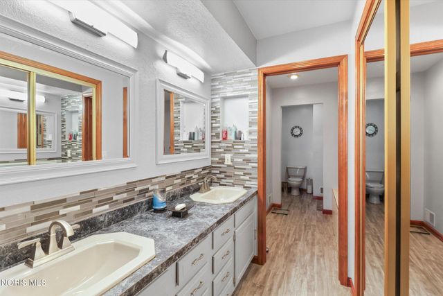 24340 Hull Prairie Road, Perrysburg, OH 43551